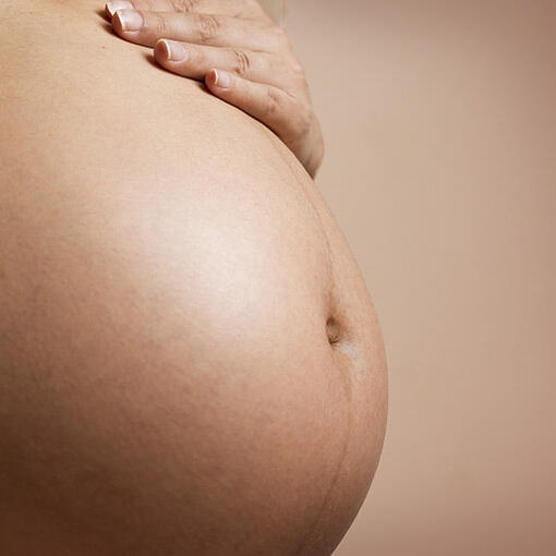 Léonore Schmitt - Masseuse médicale avec brevet fédéral - Massage pré & post-natal