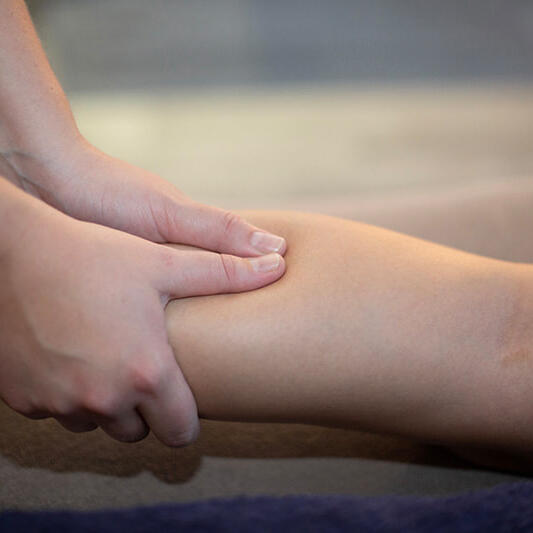 Léonore Schmitt - Masseuse médicale avec brevet fédéral - Drainage lymphatique